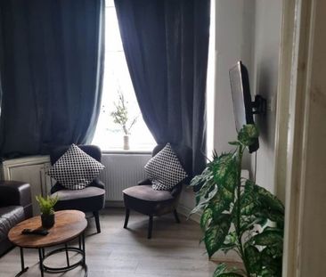 2 Bed Flat, Rusholme Grove, M14 - Photo 4