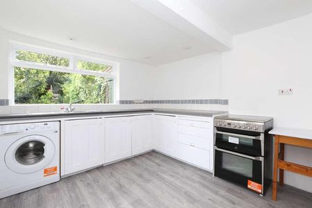 Florence Road, Finsbury Park, London, United Kingdom, N4 - Photo 3