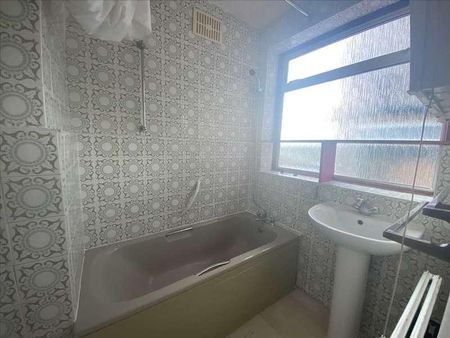 Bellamy Drive, Stanmore, HA7 - Photo 5