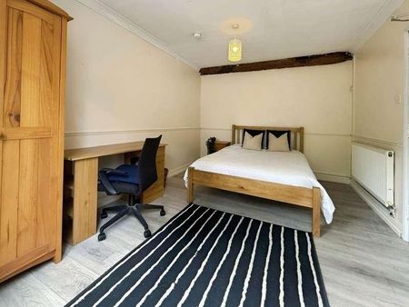 Priory Street, Bedroom Student House, NG7 - Photo 3