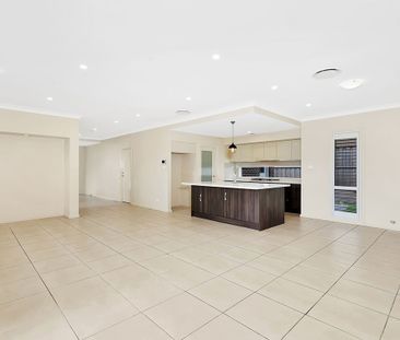 27 Lyrebird Crescent, The Ponds, NSW 2769 - Photo 4