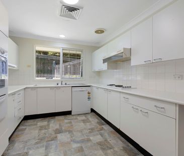 Single-level Family Home In A Peaceful Yet Convenient Leafy Setting - Photo 6