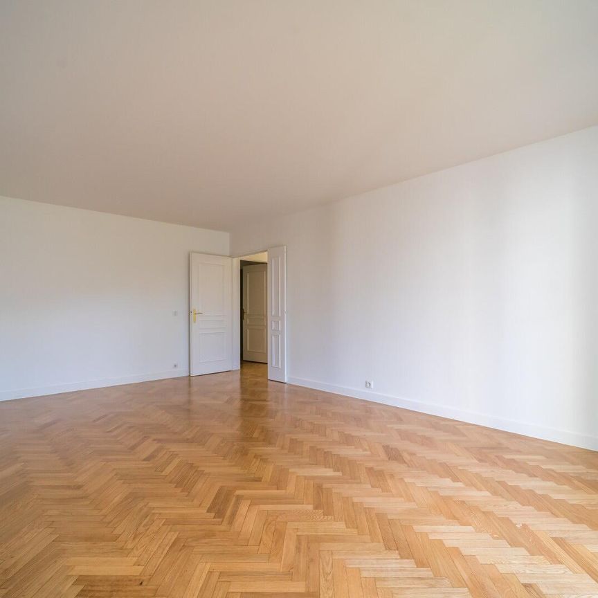 location Appartement T4 DE 90.95m² À VERSAILLES - Photo 1
