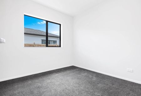 Modern Open-Plan Living - Perfect for Families - Photo 2