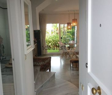 Alquiler de chalet adosado en Avenida del Sol - Photo 1