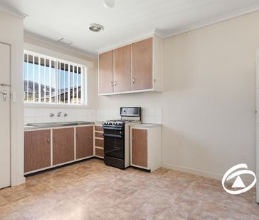 COSY AND CONVENIENT - Photo 6