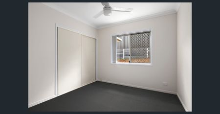 NEWLY RENOVATED LOWSET 4 BEDROOM FAMILY HOME - Photo 5