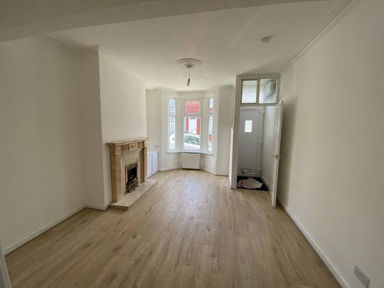 2 bedroom terraced house to rent - Photo 1