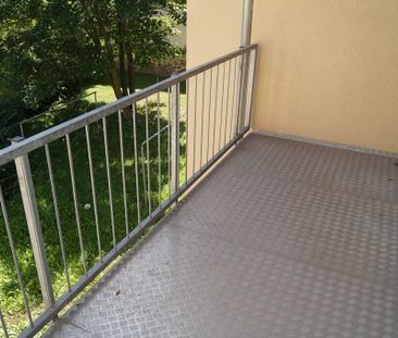 2 Zimmer mit großzügigen Balkon - Plauen / Haselbrunn - Bad mit Badewanne - - Foto 2