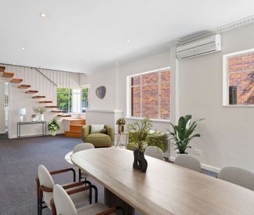 Spacious Family Home in heart of Battery Point - Photo 6