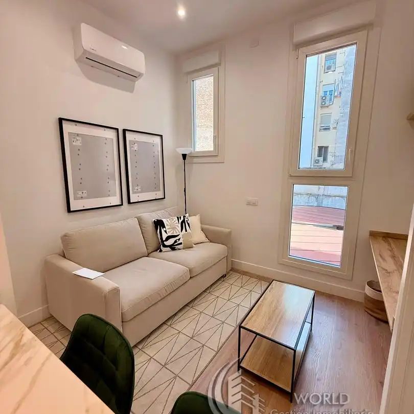 Piso de alquiler en Calle de Eguilaz, Trafalgar - Photo 1
