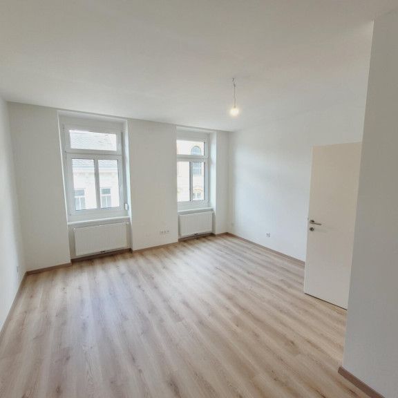 Erstbezug: 3-Zimmer Altbau, Nähe U6 Währingerstraße - Foto 1