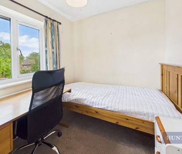 4 bedroom House To Let - Photo 6