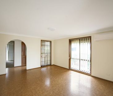 GREAT FAMILY HOME CLOSE TO SCHOOLS - Photo 6