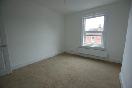 Silverdale Road - Photo 2