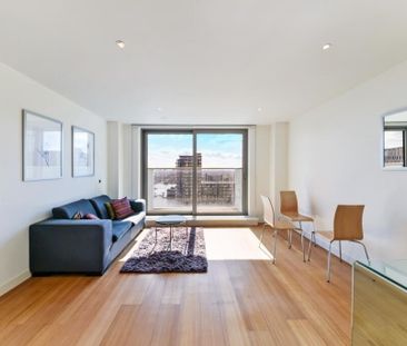 1 Bed Flat, Pan Peninsula Square, E14 - Photo 3