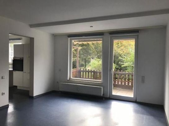 Anmietung nur mit WBS für Rollstuhl! Terrassenwohnung nahe Gärten der Welt! - Photo 1