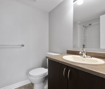 For Lease - 166 Bluestone Private, Orleans - Cumberland and Area, O... - Photo 5