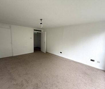 Court, Sale - Photo 4