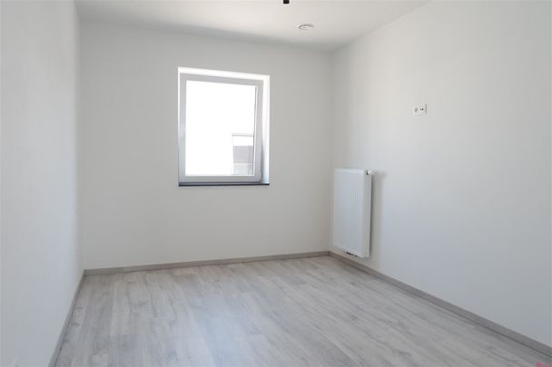 Aangename nieuwbouw woning nabij centrum Deerlijk - Photo 1