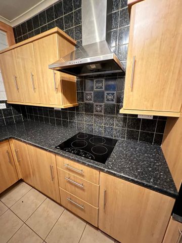 2 bedroom terraced house to rent - Photo 2