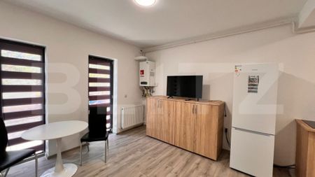 Garsonieră de inchiriat, 35 mp, zona Parcul Romanescu - Fotografie 5