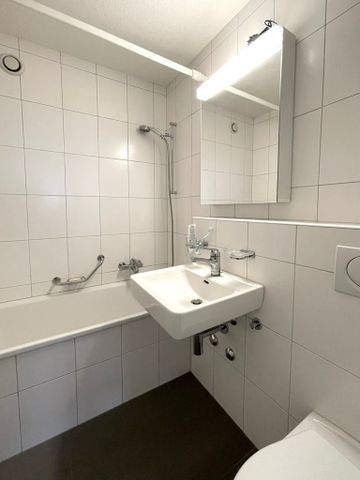 Moderne Wohnung in Adliswil zu vermieten - Photo 3