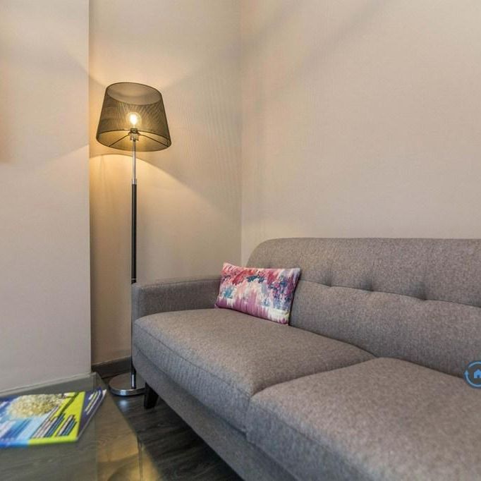 2 bedroom flat to rent - Photo 1