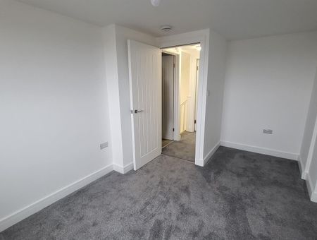 Flat 3, Belmont Avenue, Balby, Doncaster - Photo 2