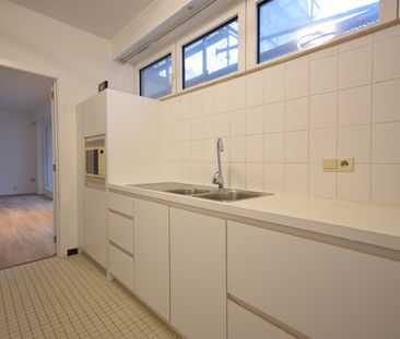 RUIM & RUSTIG GELEGEN APPARTEMENT MET GROEN ZICHT - Photo 2