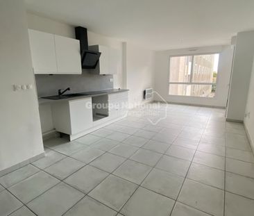 Location Appartement 3 pièces 67m² - Photo 4