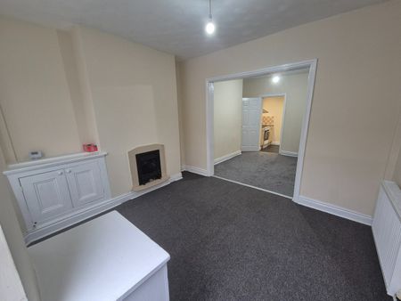 2 Bed Terraced House, Southgate Road, L13 - Photo 2