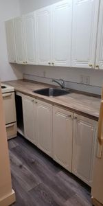 Beau logement petit 3 1/2 sur le bord de la mer à Sainte Anne des Monts \ Chauffé et éclairé ainsi que électros inclus - Photo 3