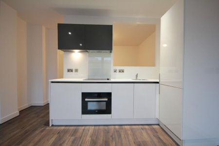 Studio to rent - Photo 3