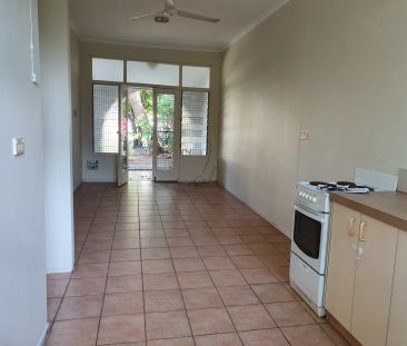 Affordable Ground Level Unit in a quiet block of 3! - Photo 3