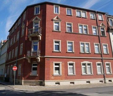 Optimal geschnittene Dachwohnung mit Blick, großer Küche und Tagesl... - Foto 1