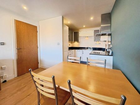 2 bedroom apartment to rent - Photo 2