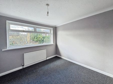 Westcliffe Rise, Cleckheaton, BD19 - Photo 5