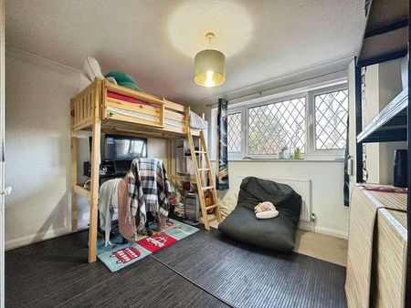 Broad Street, Guildford, Surrey, GU3 - Photo 3