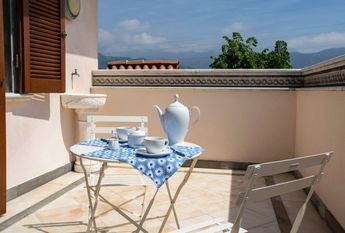 via Pietro neni, 7, Forte dei Marmi, Tuscany 55042