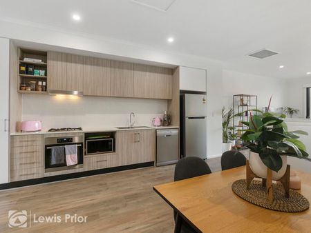 Close To The CBD And Still That Brand New Feel! - Photo 5