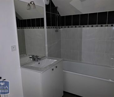 Location Appartement 3 pièces 62m² LOUVROIL 59720 - Photo 5