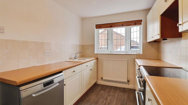 Springfield Drive, Kidsgrove, Stoke On Trent - Photo 1