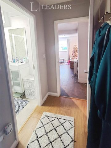 2 bedroom house to rent - Photo 2