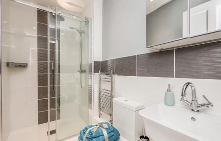 2 bedroom flat to rent - Photo 4