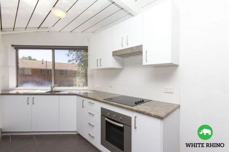 3/18 Trinculo Place, Queanbeyan - Photo 3