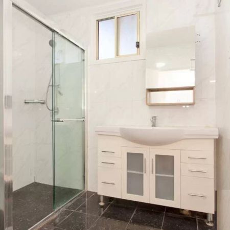 39 Maria Street, Petersham - Photo 3