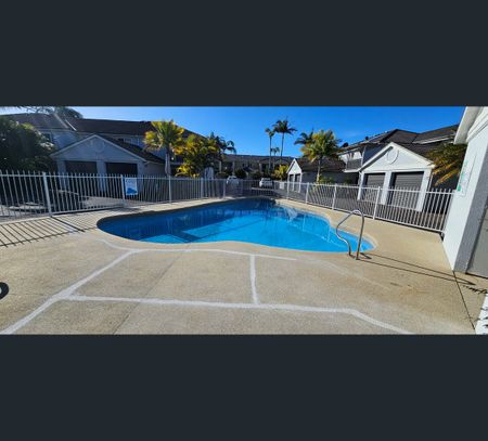 3/15 Ocean Parade, Coffs Harbour, NSW 2450 - Photo 5