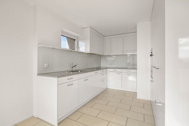 Rent a 5 ½ rooms apartment in Uster - Photo 1