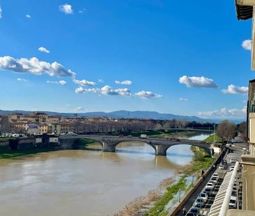 Lungarno Amerigo Vespucci, Florence, Tuscany 50123 - Photo 2